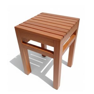 Banquito Luxor de terraza en Madera Cedro color caramelo