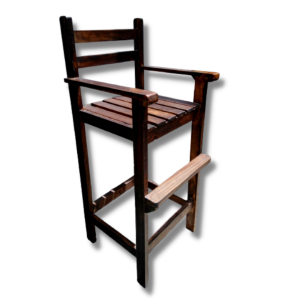 Silla alta para niños en mesa comedor