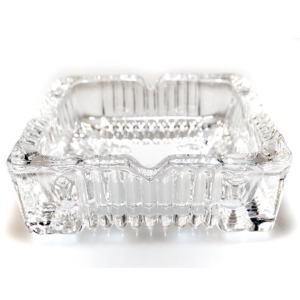 Cenicero en vidrio grueso Modelo cuadrado